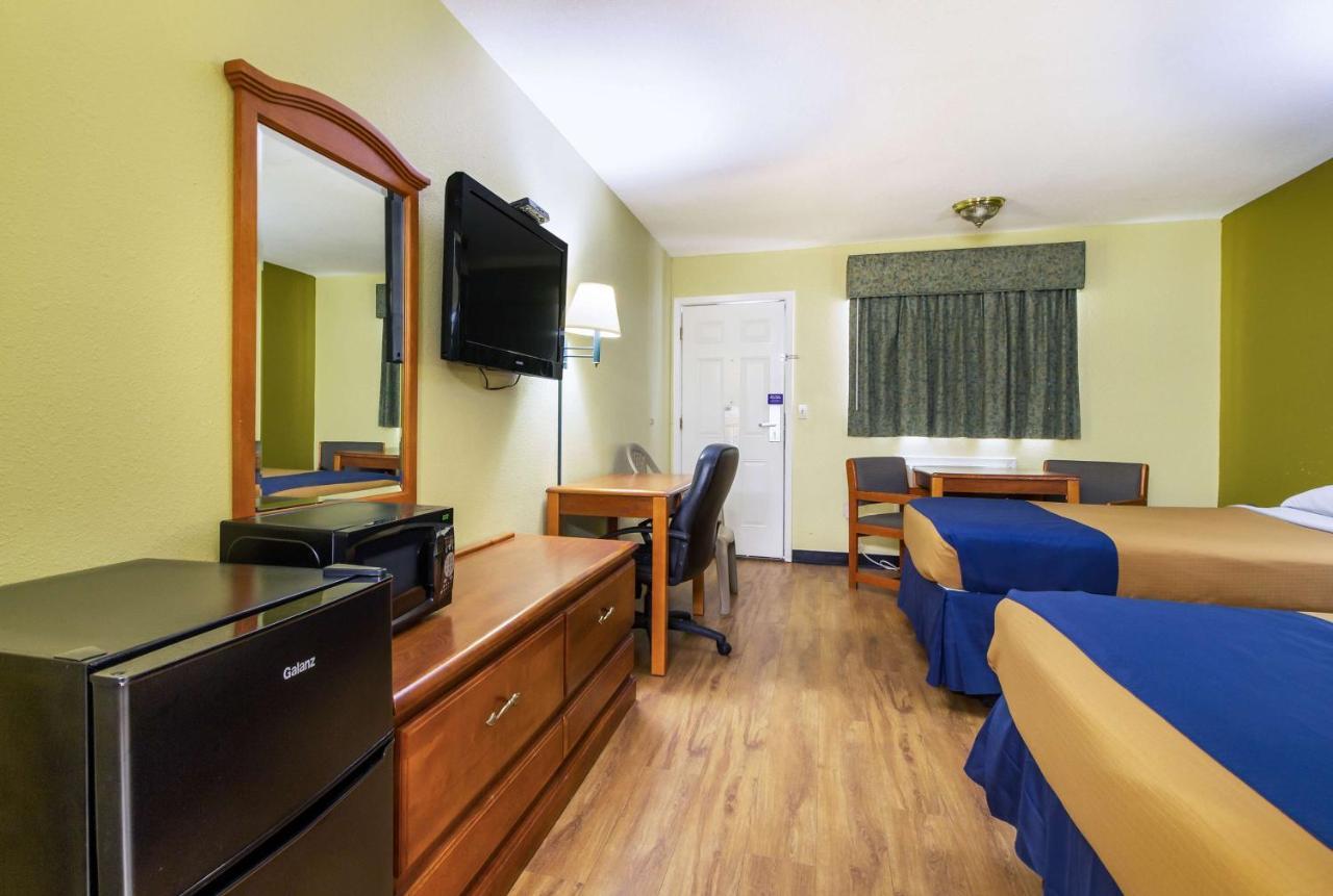 Motel 6-Wharton, Tx Екстер'єр фото